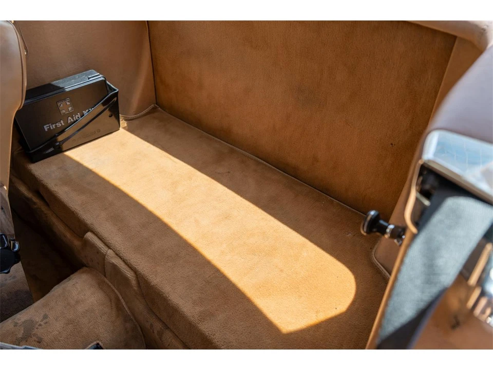 1987 Mercedes-Benz W126 S-Class Sedan - Image 16 of 26