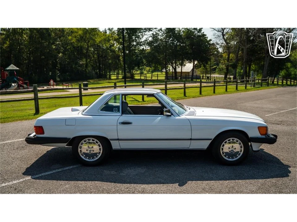 1987 Mercedes-Benz W126 S-Class Sedan - Image 31 of 31