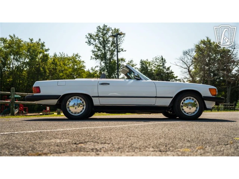 1987 Mercedes-Benz W126 S-Class Sedan - Image 22 of 31