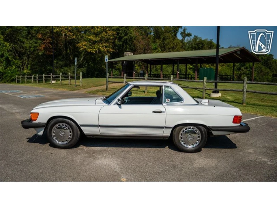 1987 Mercedes-Benz W126 S-Class Sedan - Image 27 of 31