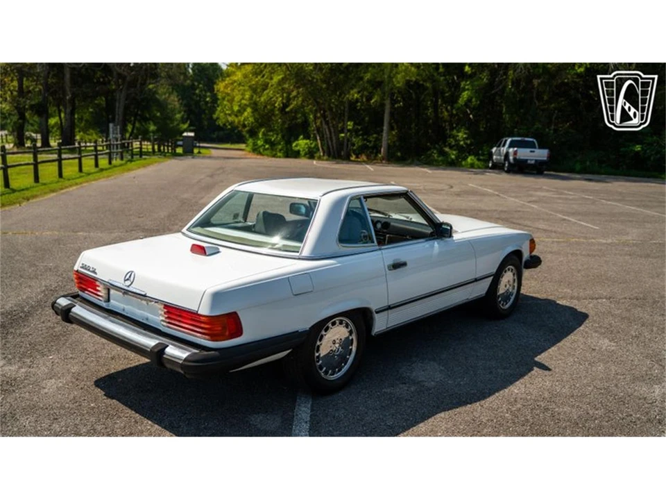 1987 Mercedes-Benz W126 S-Class Sedan - Image 30 of 31