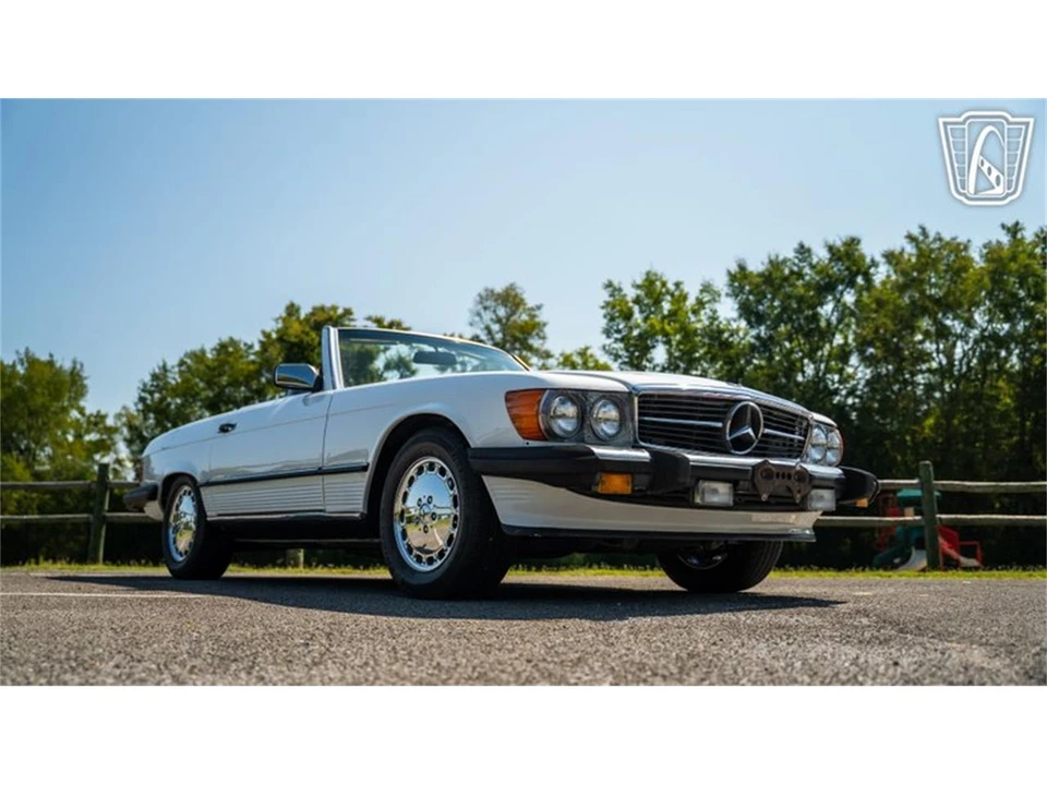 1987 Mercedes-Benz W126 S-Class Sedan - Image 25 of 31