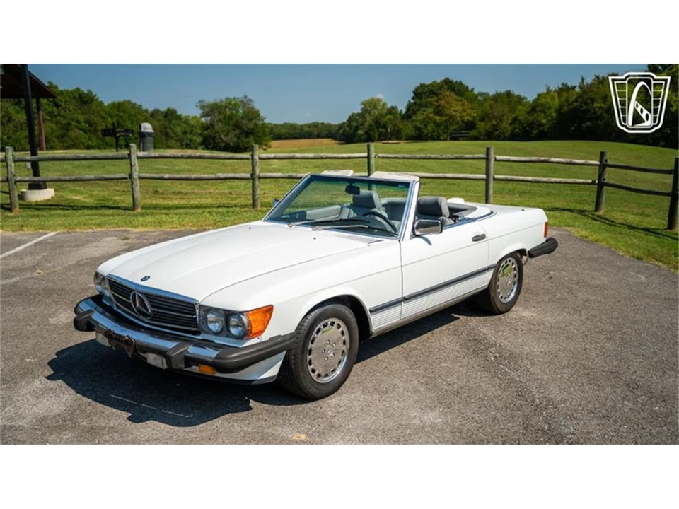 1987 Mercedes-Benz W126 S-Class Sedan - Image 5 of 31