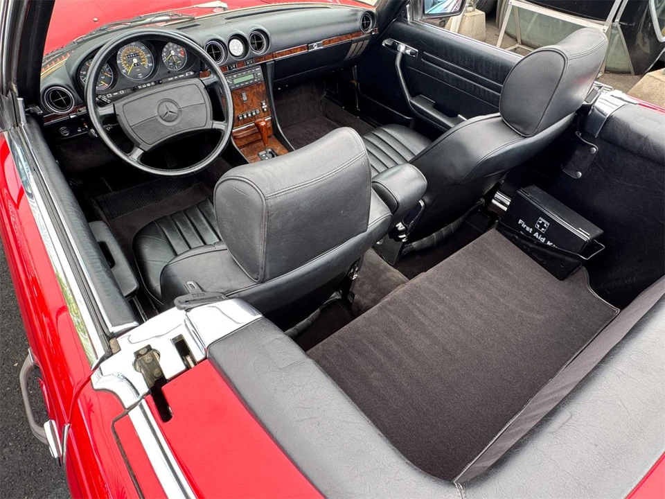 1987 Mercedes-Benz W126 S-Class Sedan - Image 27 of 31
