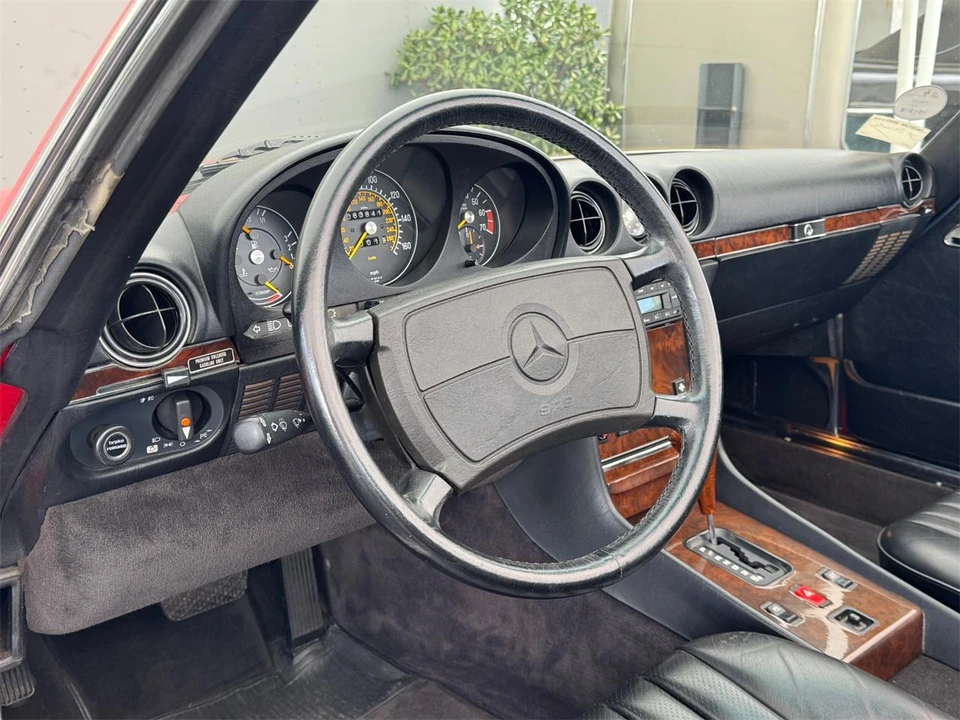 1987 Mercedes-Benz W126 S-Class Sedan - Image 29 of 31