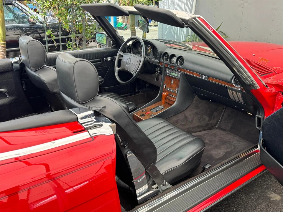 1987 Mercedes-Benz W126 S-Class Sedan - Image 24 of 31