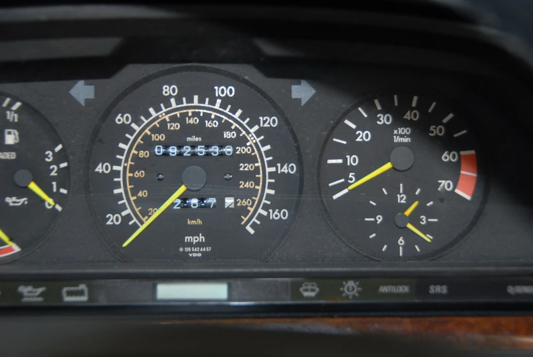 1987 Mercedes-Benz C126 S-Class Coupe - Image 23 of 31