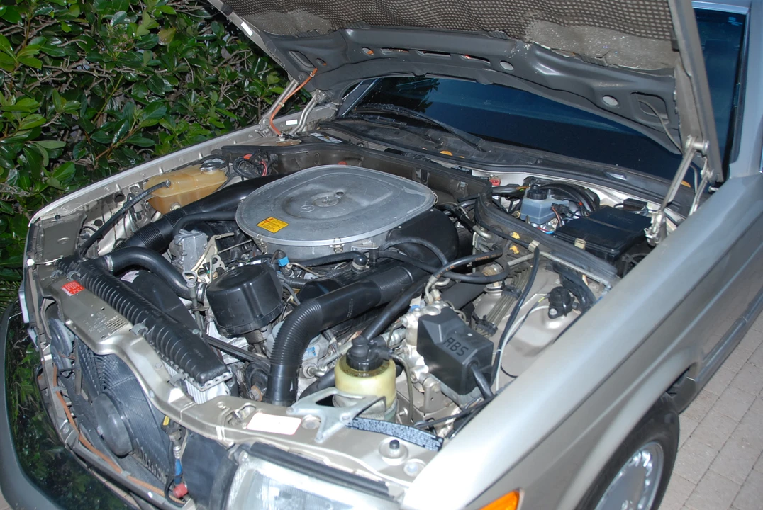 1987 Mercedes-Benz C126 S-Class Coupe - Image 27 of 31