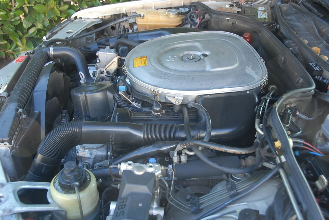 1987 Mercedes-Benz C126 S-Class Coupe - Image 30 of 31