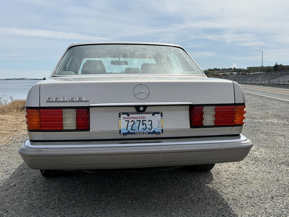 1987 Mercedes-Benz W126 S-Class Sedan - Image 9 of 31