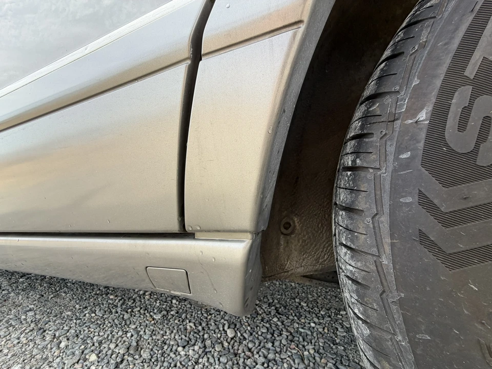 1987 Mercedes-Benz W126 S-Class Sedan - Image 28 of 31