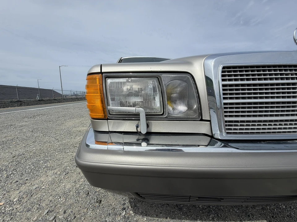 1987 Mercedes-Benz W126 S-Class Sedan - Image 13 of 31