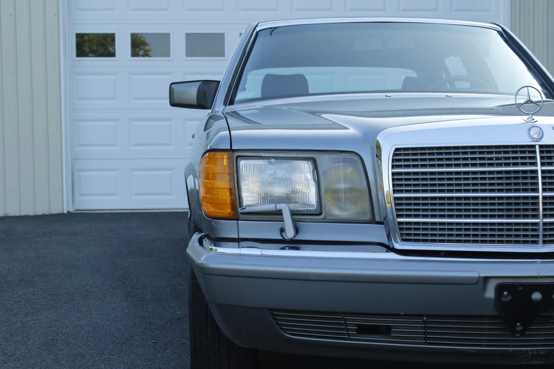1987 Mercedes-Benz W126 S-Class Sedan - Image 23 of 31