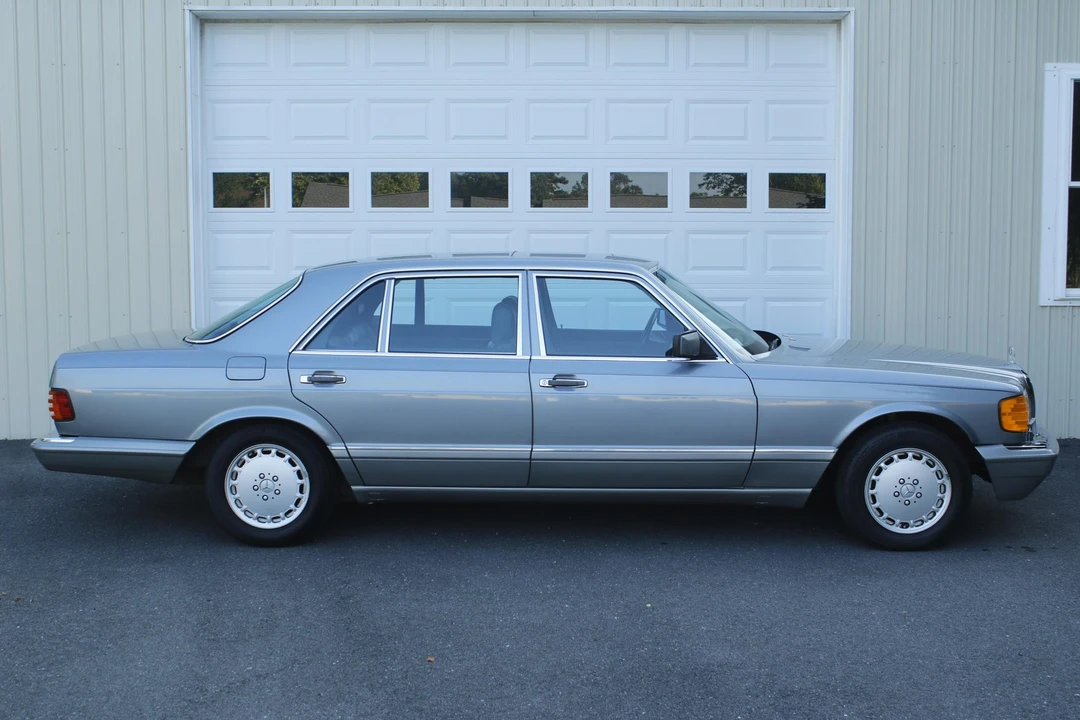 1987 Mercedes-Benz W126 S-Class Sedan - Image 18 of 31
