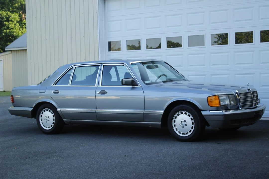 1987 Mercedes-Benz W126 S-Class Sedan - Image 20 of 31