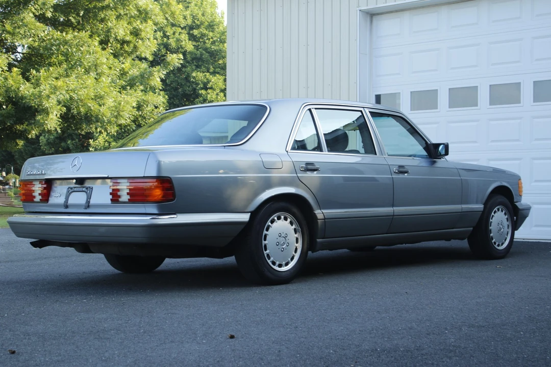 1987 Mercedes-Benz W126 S-Class Sedan - Image 15 of 31