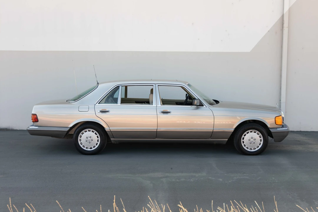 1987 Mercedes-Benz W126 S-Class Sedan - Image 31 of 31