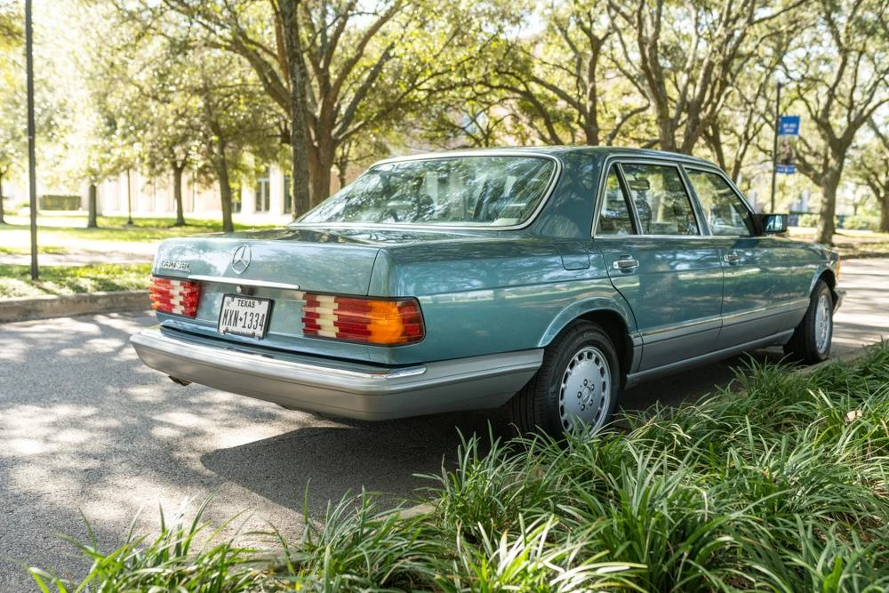 1987 Mercedes-Benz W126 S-Class Sedan - Image 11 of 31