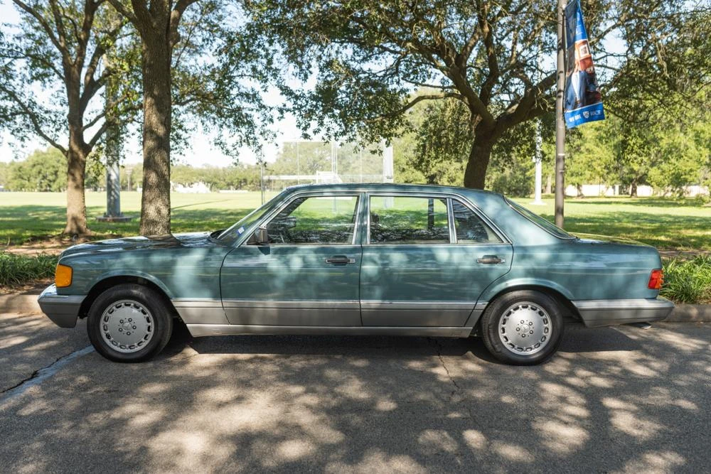 1987 Mercedes-Benz W126 S-Class Sedan - Image 5 of 31