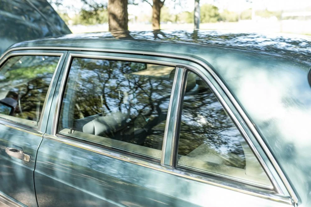 1987 Mercedes-Benz W126 S-Class Sedan - Image 31 of 31