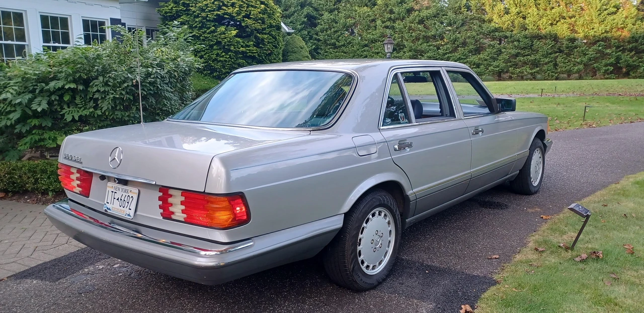 1987 Mercedes-Benz W126 S-Class Sedan - Image 19 of 31