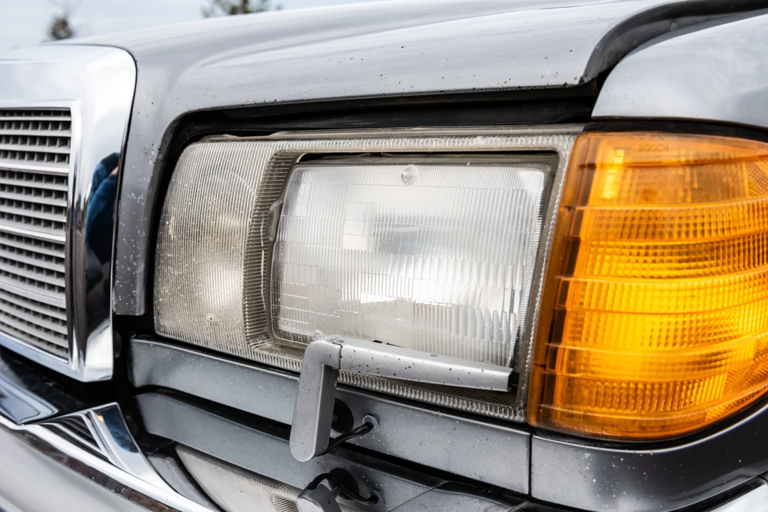 1987 Mercedes-Benz W126 S-Class Sedan - Image 9 of 31