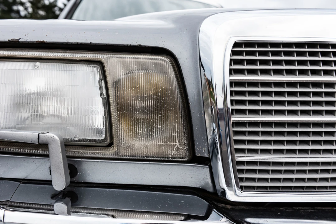 1987 Mercedes-Benz W126 S-Class Sedan - Image 13 of 31