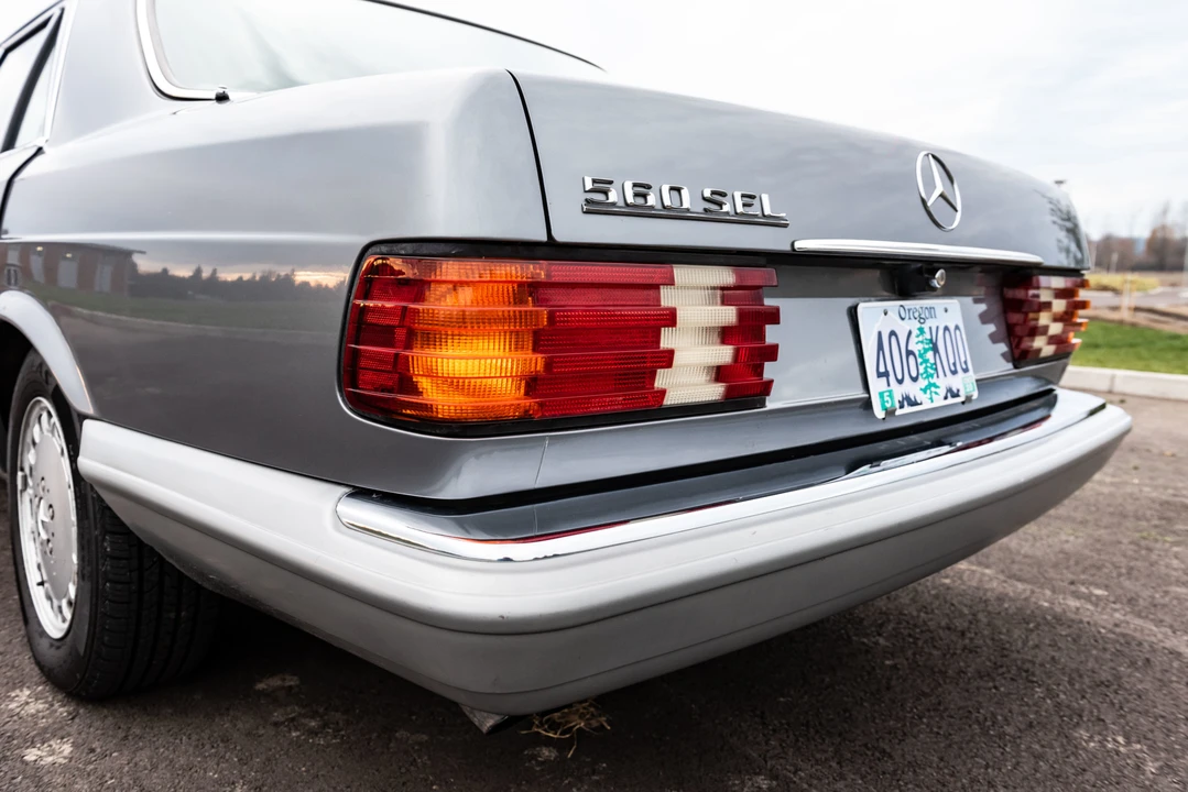 1987 Mercedes-Benz W126 S-Class Sedan - Image 17 of 31