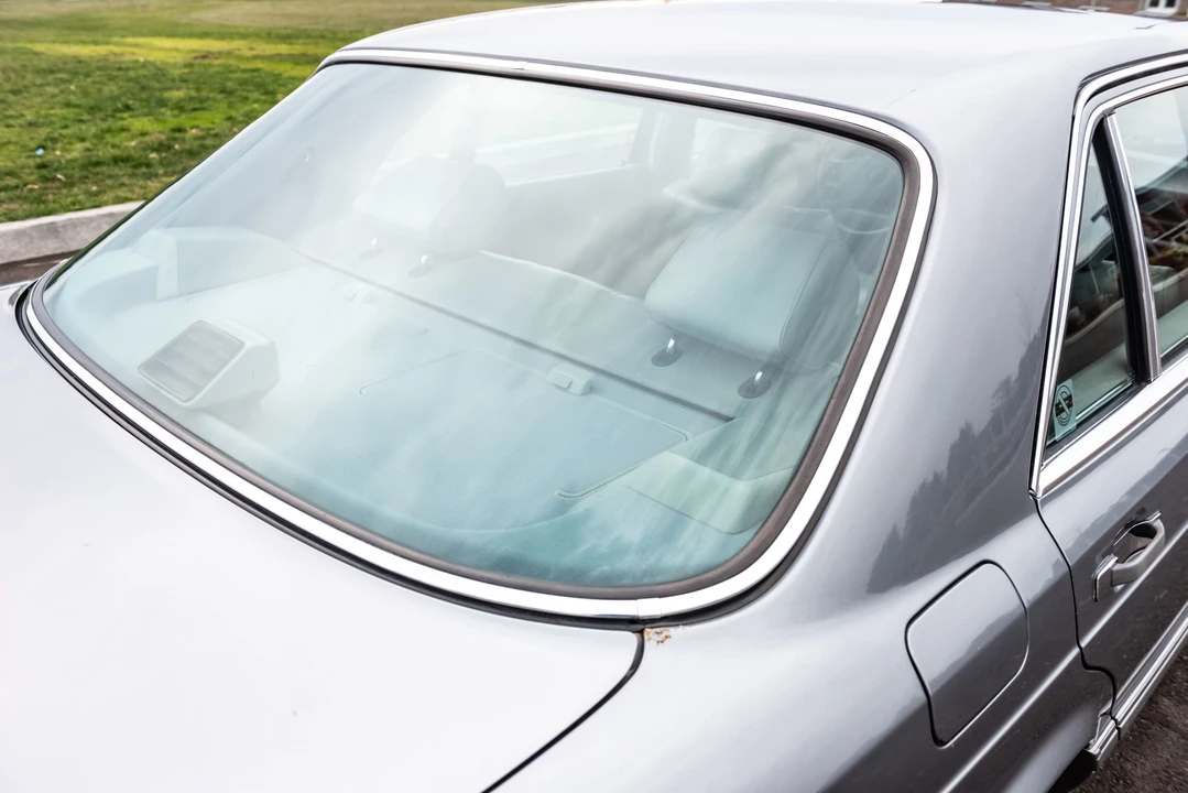 1987 Mercedes-Benz W126 S-Class Sedan - Image 7 of 31