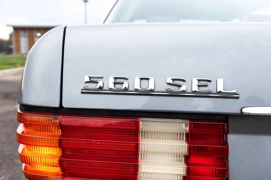 1987 Mercedes-Benz W126 S-Class Sedan - Image 20 of 31