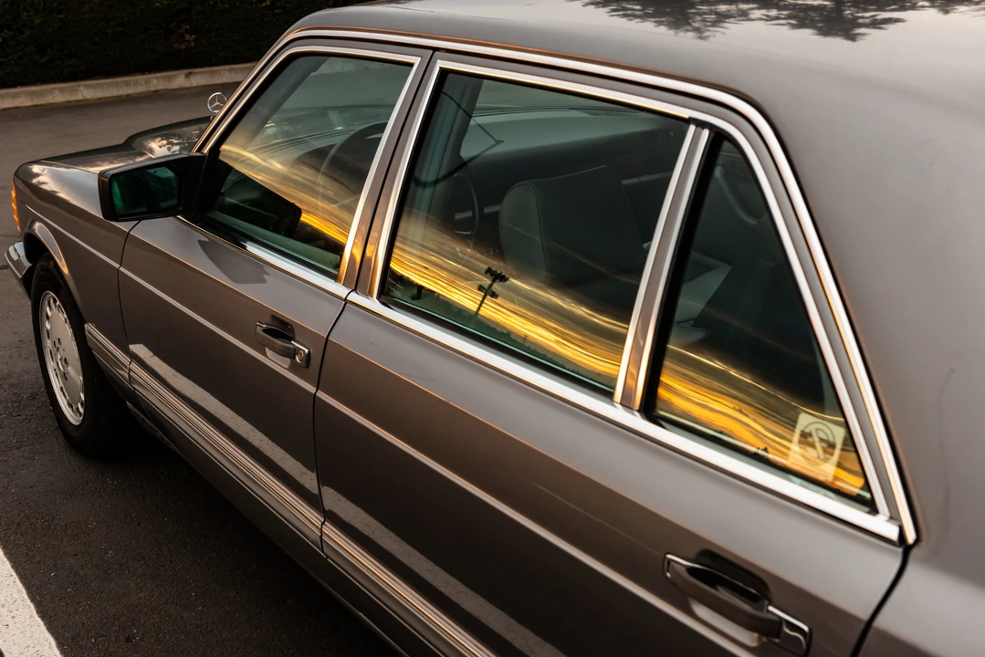 1987 Mercedes-Benz W126 S-Class Sedan - Image 5 of 31