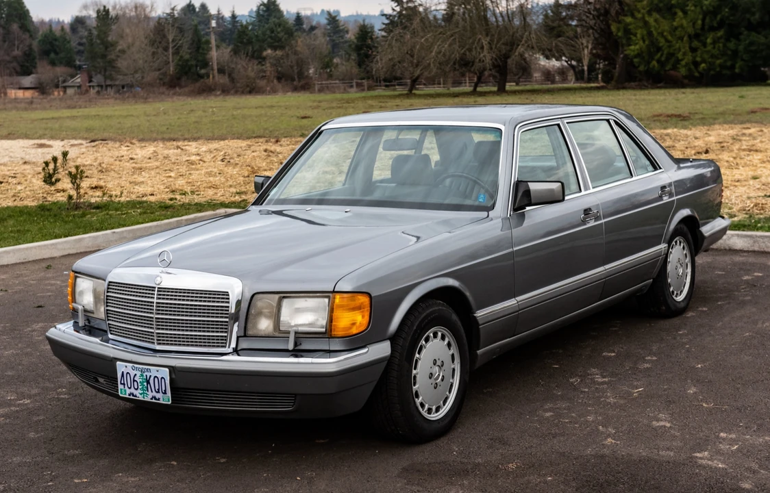 1987 Mercedes-Benz W126 S-Class Sedan - Image 2 of 31