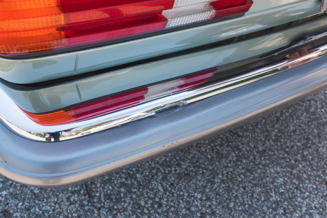 1987 Mercedes-Benz W126 S-Class Sedan - Image 30 of 31