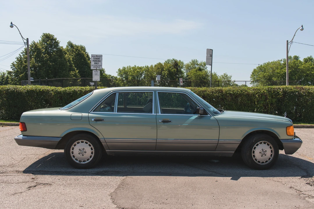 1987 Mercedes-Benz W126 S-Class Sedan - Image 9 of 31