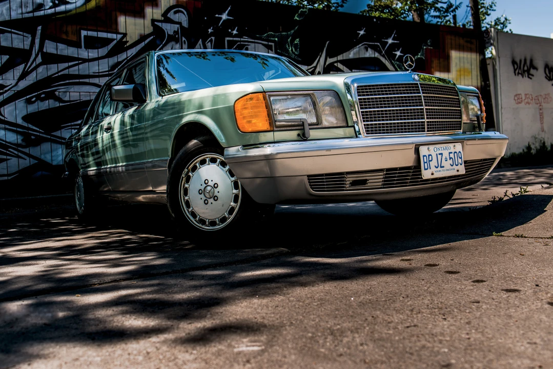 1987 Mercedes-Benz W126 S-Class Sedan - Image 11 of 31