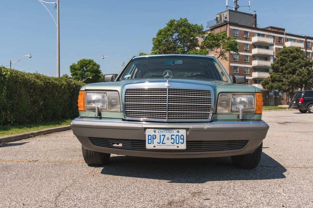 1987 Mercedes-Benz W126 S-Class Sedan - Image 3 of 31