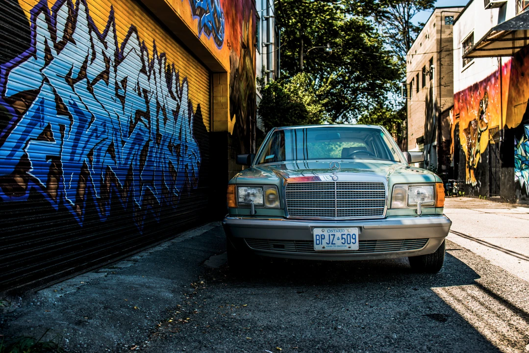 1987 Mercedes-Benz W126 S-Class Sedan - Image 13 of 31