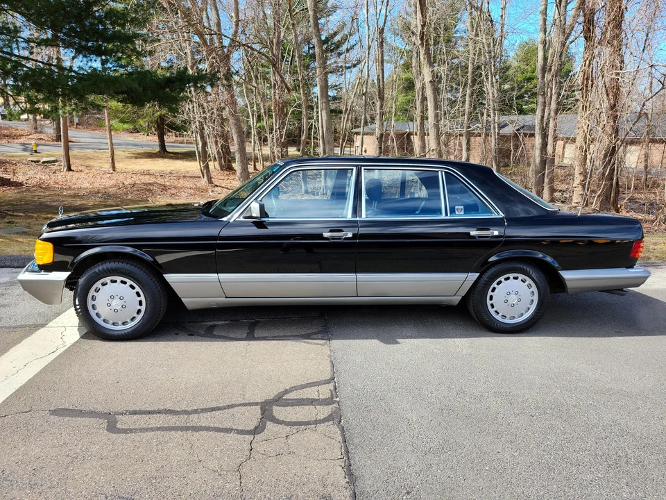 1987 Mercedes-Benz W126 S-Class Sedan - Image 16 of 31
