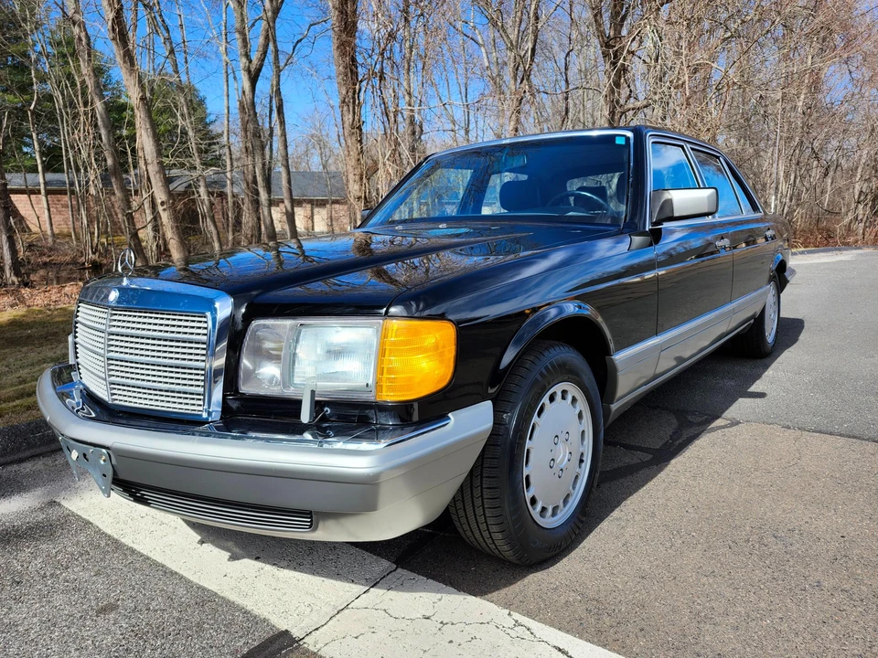 1987 Mercedes-Benz W126 S-Class Sedan - Image 3 of 31