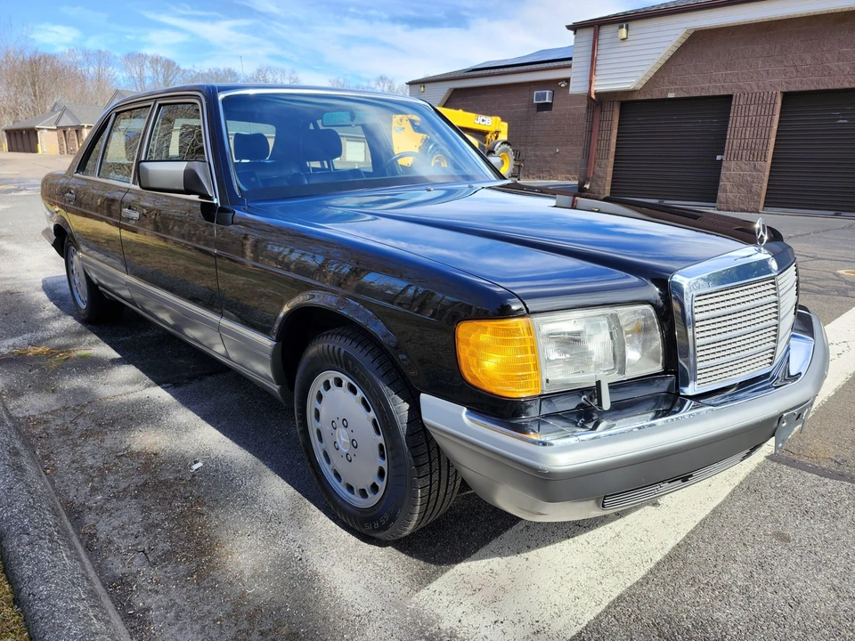 1987 Mercedes-Benz W126 S-Class Sedan - Image 6 of 31