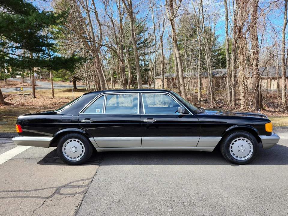 1987 Mercedes-Benz W126 S-Class Sedan - Image 8 of 31