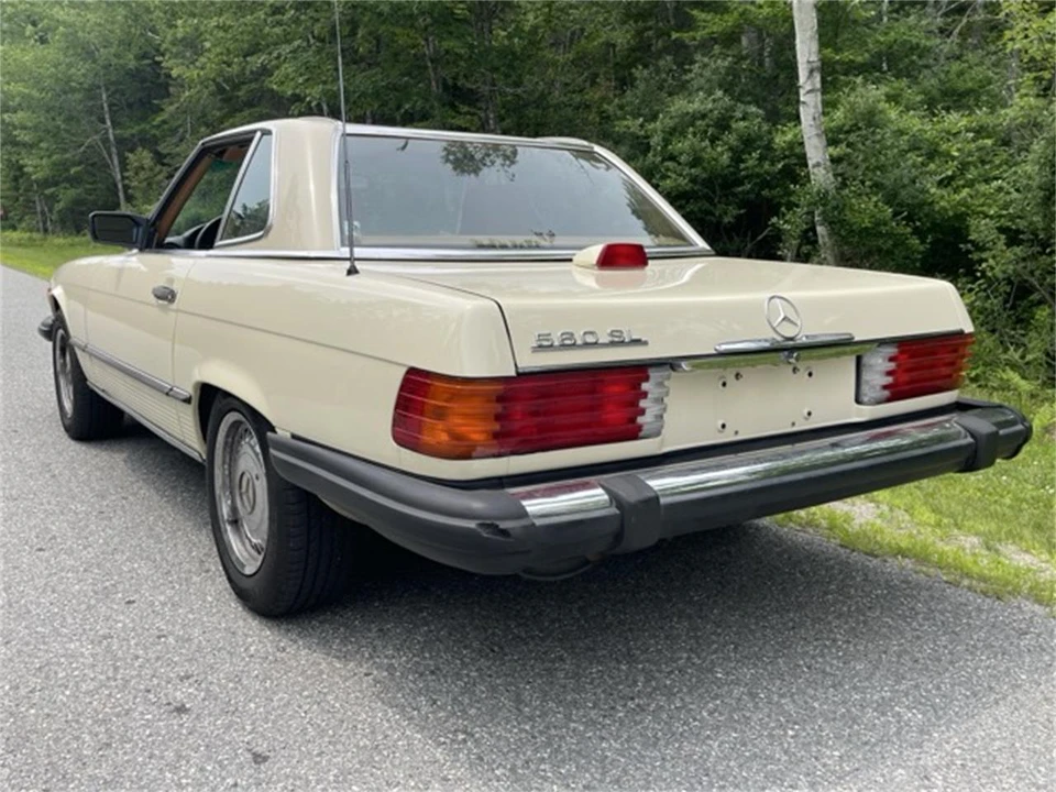1987 Mercedes-Benz R107 SL-Class - Image 11 of 12
