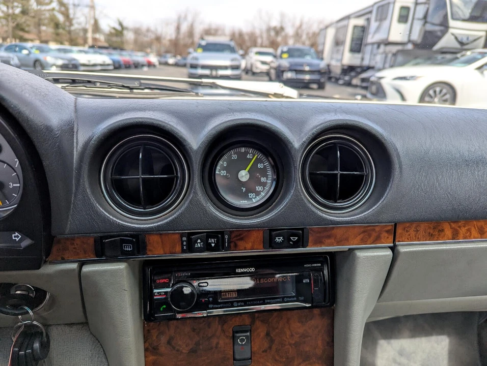 1987 Mercedes-Benz R107 SL-Class - Image 21 of 21