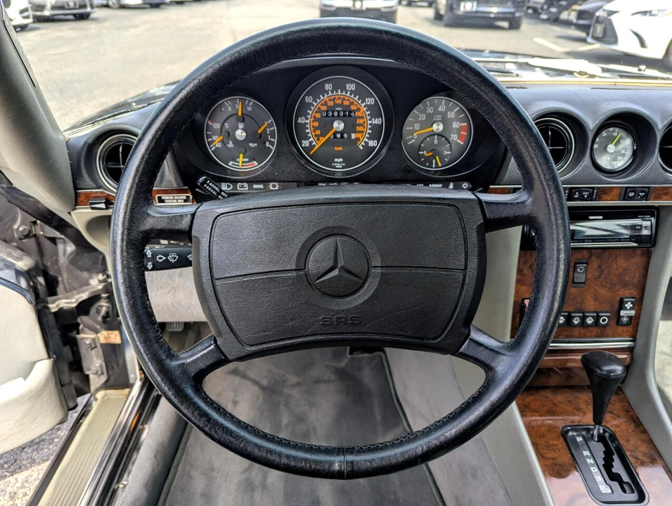1987 Mercedes-Benz R107 SL-Class - Image 15 of 21