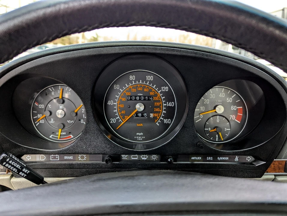 1987 Mercedes-Benz R107 SL-Class - Image 16 of 21