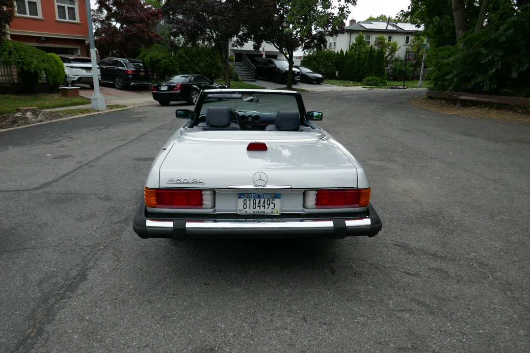 1987 Mercedes-Benz R107 SL-Class - Image 7 of 31