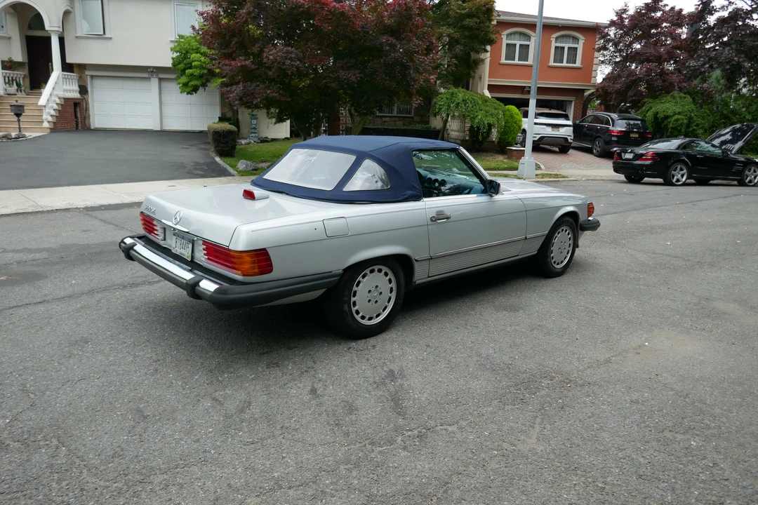 1987 Mercedes-Benz R107 SL-Class - Image 29 of 31