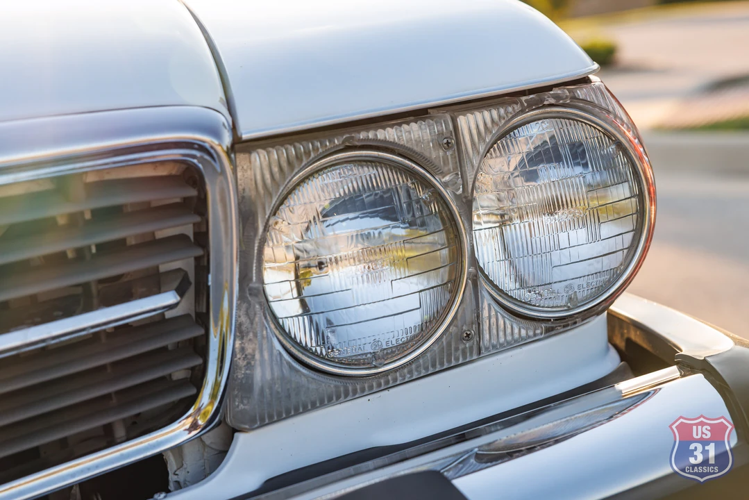 1987 Mercedes-Benz R107 SL-Class - Image 21 of 31