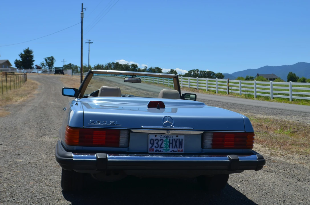 1987 Mercedes-Benz R107 SL-Class - Image 9 of 18