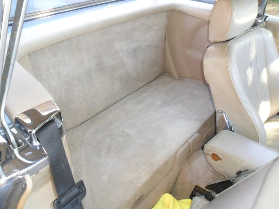1987 Mercedes-Benz R107 SL-Class - Image 17 of 18